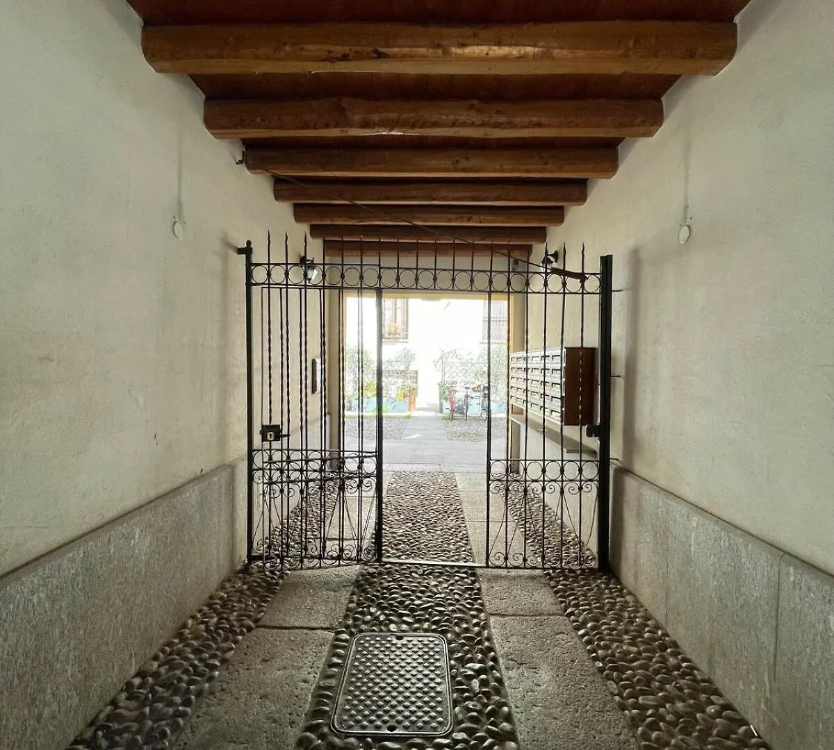 Interno Milanese A Due Passi Dal Centro Διαμέρισμα 0*, Μιλάνο Ιταλία
